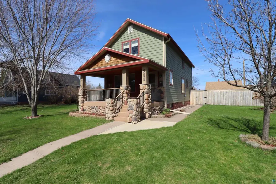908 6th Ave W, Ashland, WI 54806 - #2