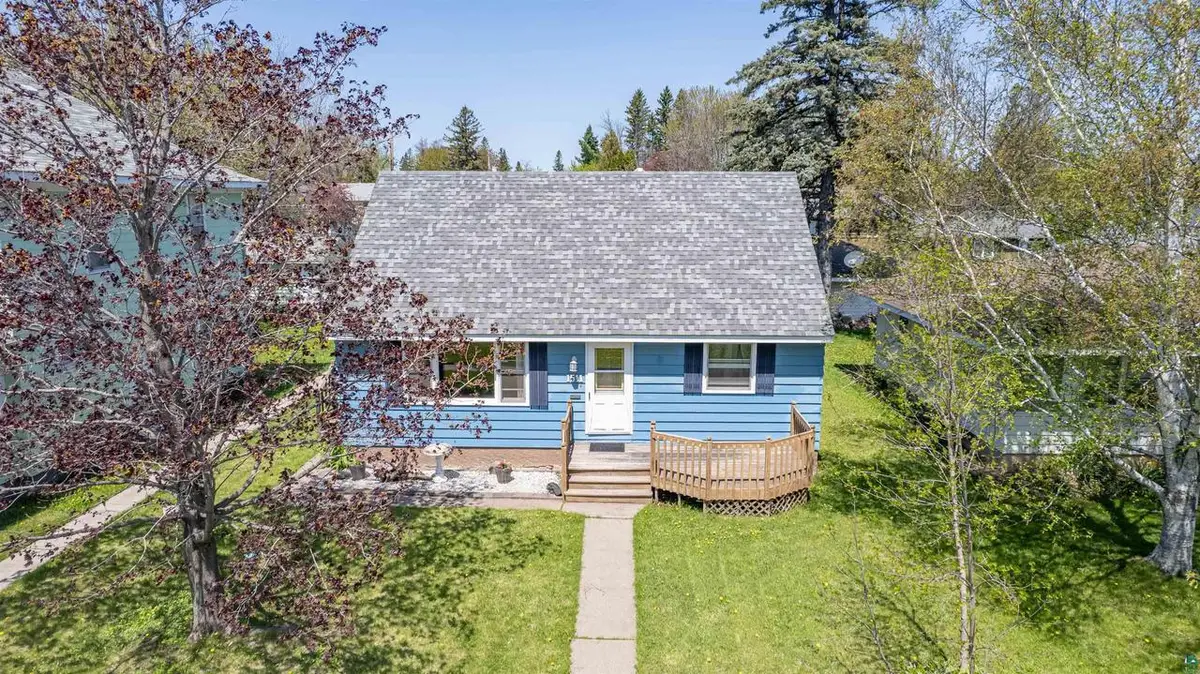 1511 N 56th St, Superior, WI 54880 - #1