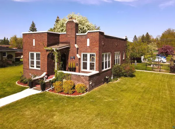 1926 Logan Ave, Superior, WI 54880