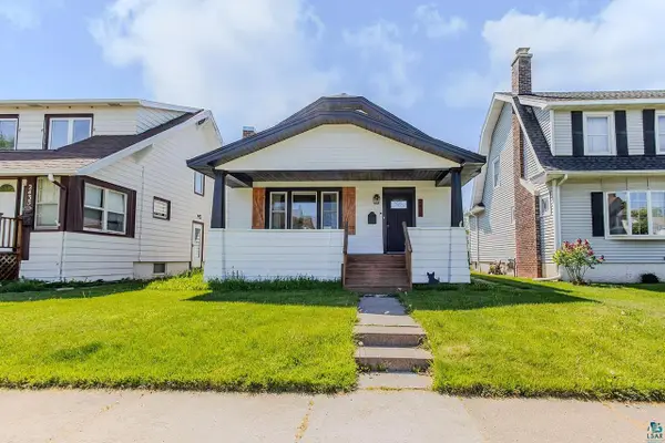 2431 Hughitt Ave, Superior, WI 54880