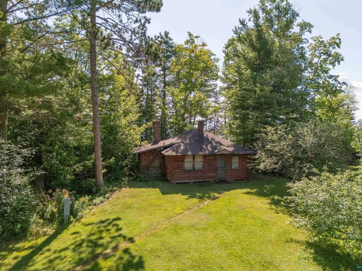 930 Superior Ave, Washburn, WI 54891 - #1