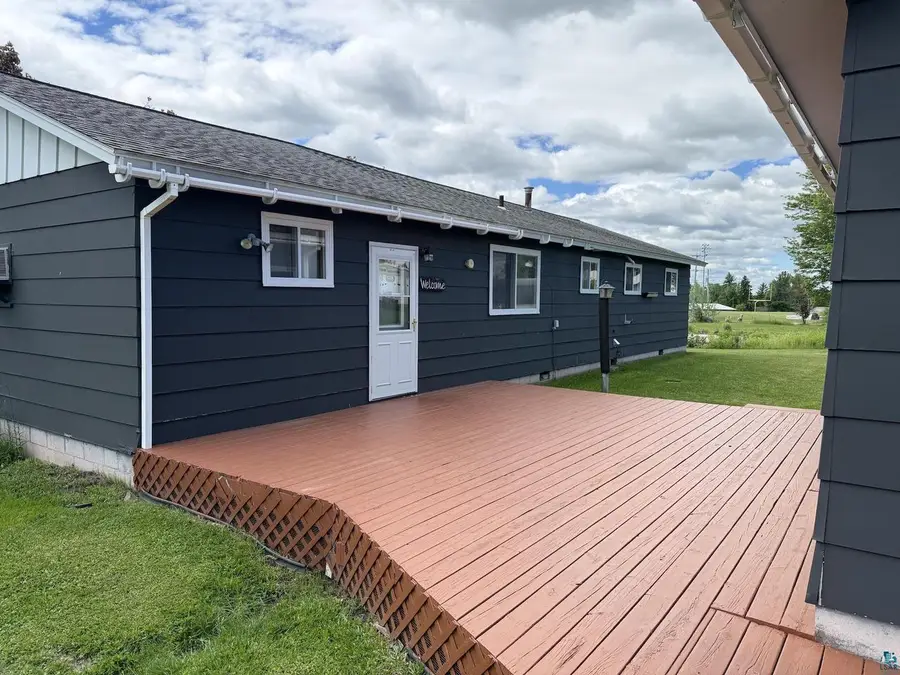 111 E 7th St, Washburn, WI 54891 - #2