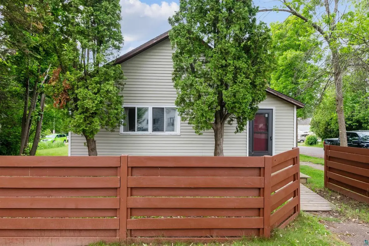 332 W Pine Street, Washburn, WI 54891 - #1