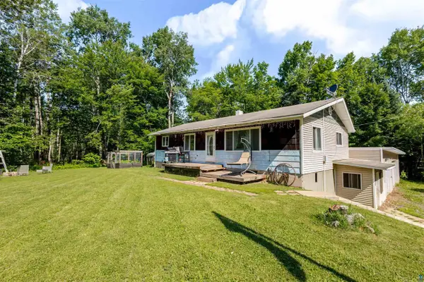 5539 S Darrow Rd, Superior, WI 54880