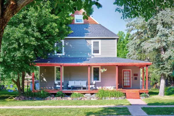 904 9th Ave W, Ashland, WI 54806