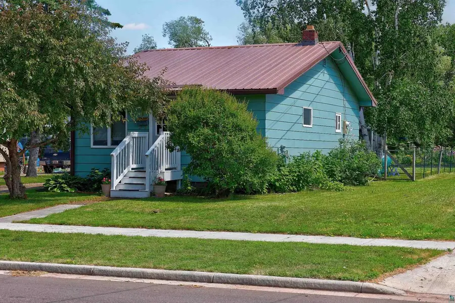 1810 6th St E, Ashland, WI 54806 - #2