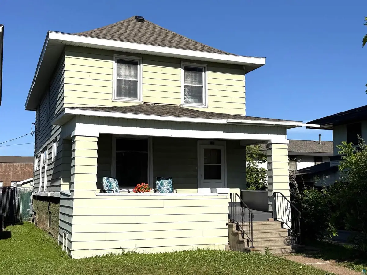 717 Baxter Ave, Superior, WI 54880 - #1