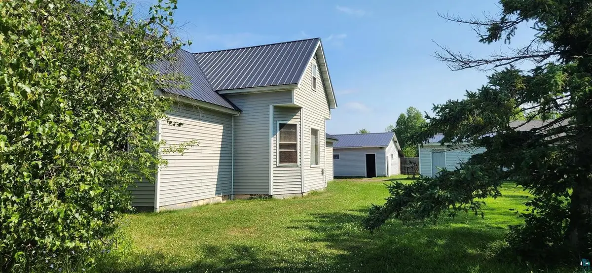 1800 Ellis Ave, Ashland, WI 54806 - #1