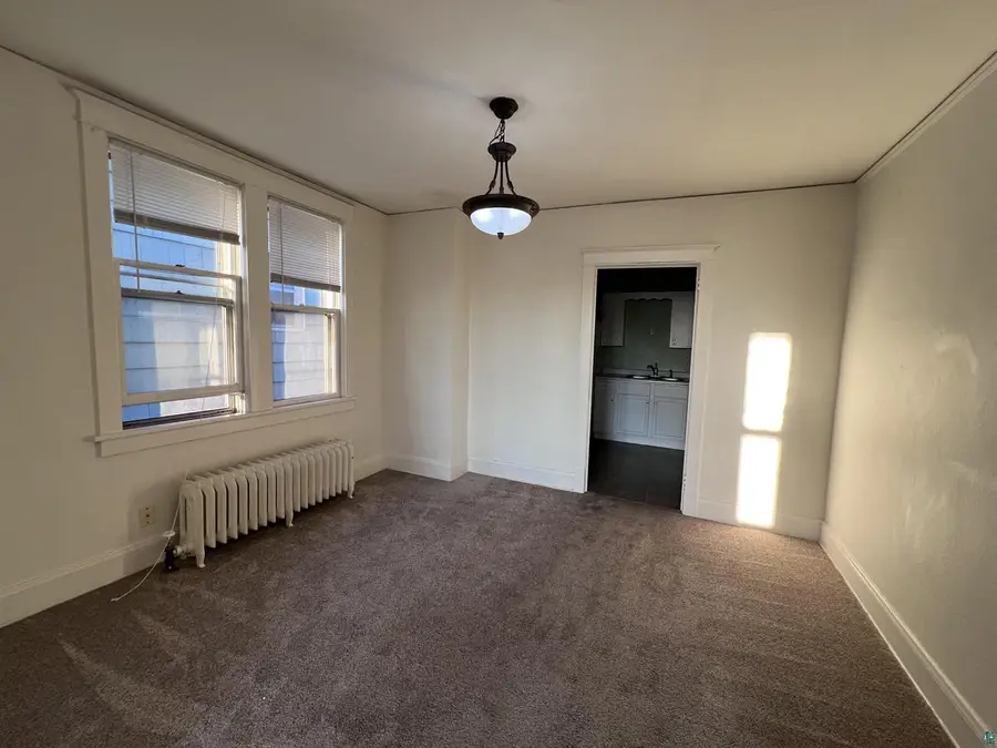 1822 1/2 John Ave, Superior, WI 54880 - #3