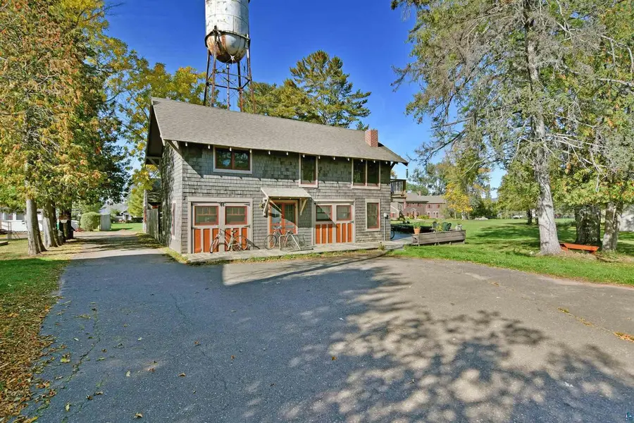 916 Whitefish St, La Pointe, WI 54850 - #2