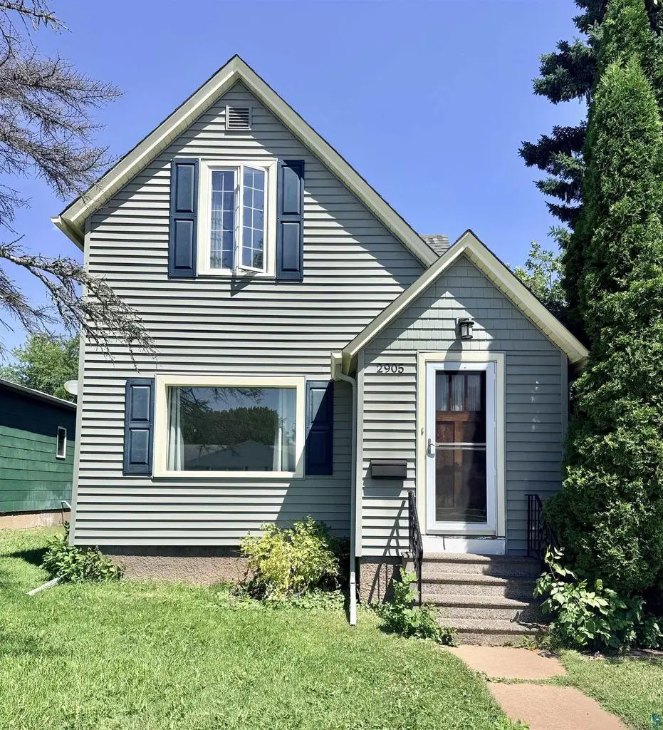2905 E 5th St, Superior, WI 54880 - #1
