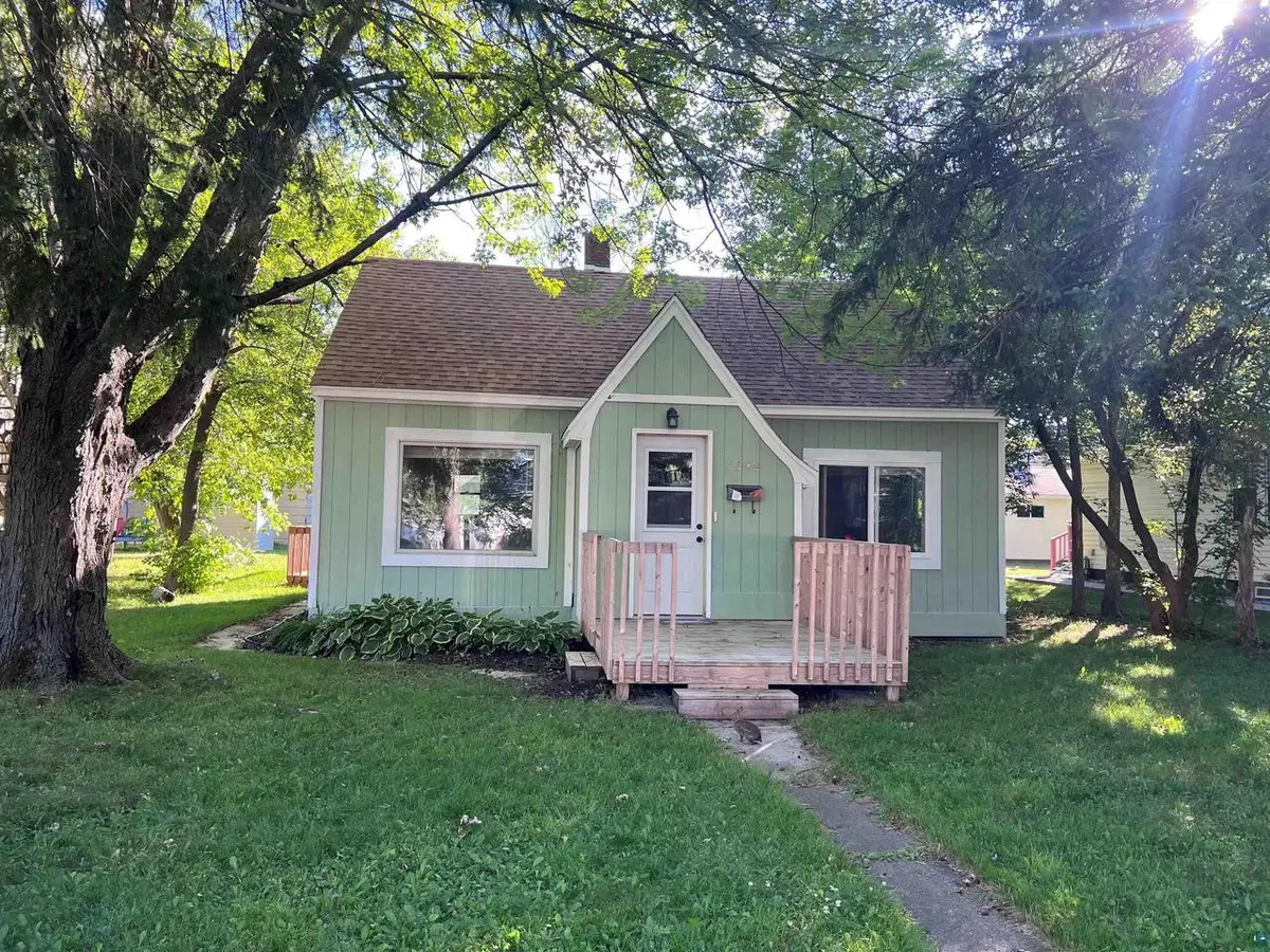 1522 E 6th St, Superior, WI 54880 - #1