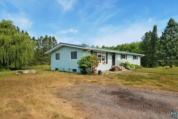 5467 S Meinke Rd, South Range, WI 54874