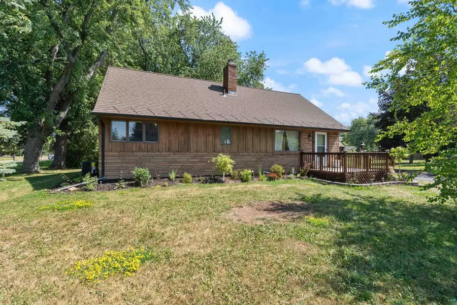 2 Royalton Rd, Superior, WI 55880 - #2