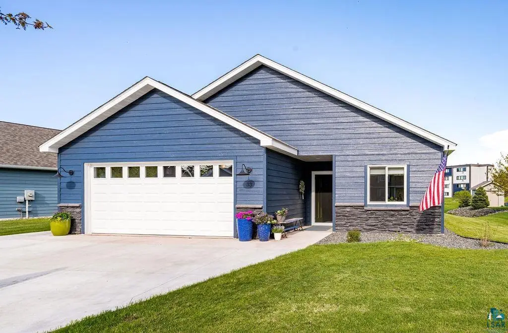 33 Billings Ln, Superior, WI 54880 - #1