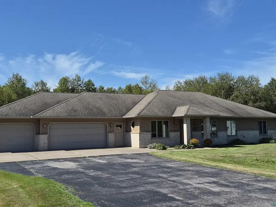 3020 E 8th St, Superior, WI 54880 - #2