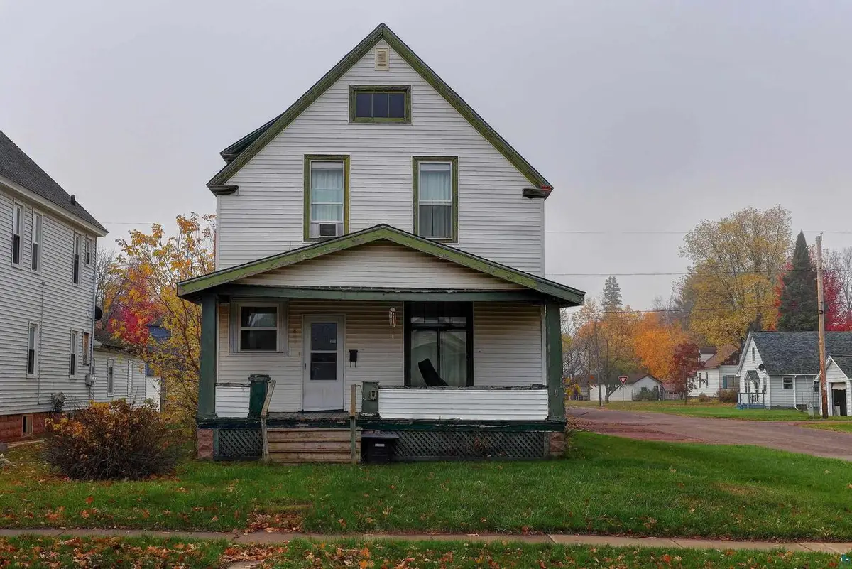 801 Vaughn Ave, Ashland, WI 54806 - #1