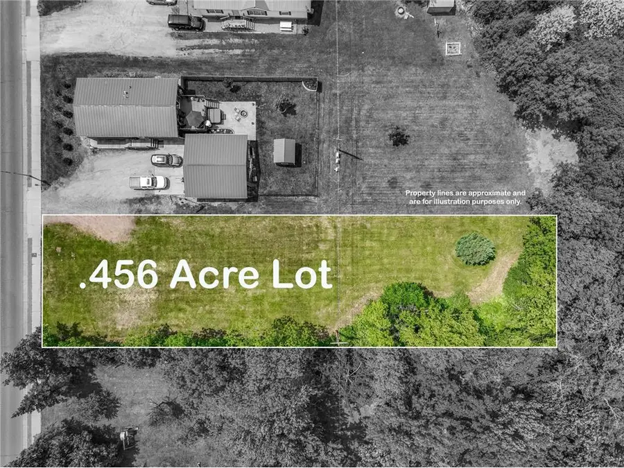 429 W Division Avenue, Barron, WI 54812 - Image #2