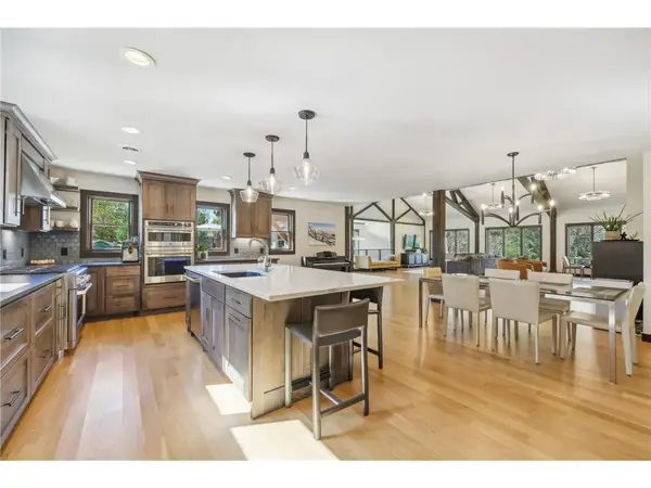 902 Crane Hill Trail, Hudson, WI 54016