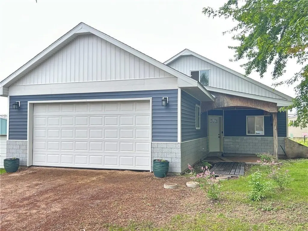 121 Diamond Street, Ridgeland, WI 54763 - Image #1