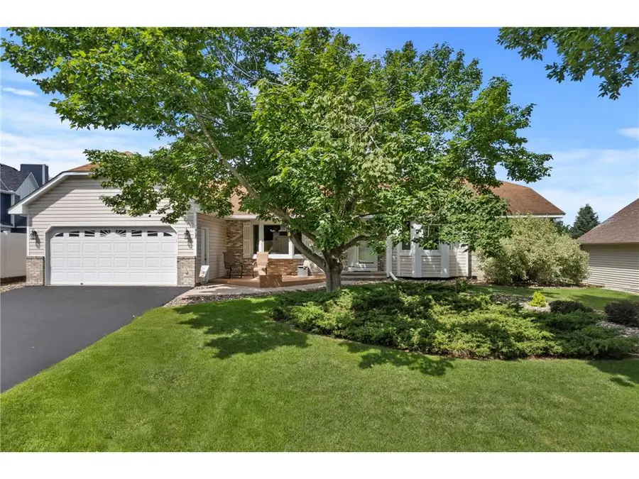 8689 Jenner Lane, Cottage Grove, MN 55016 - #2