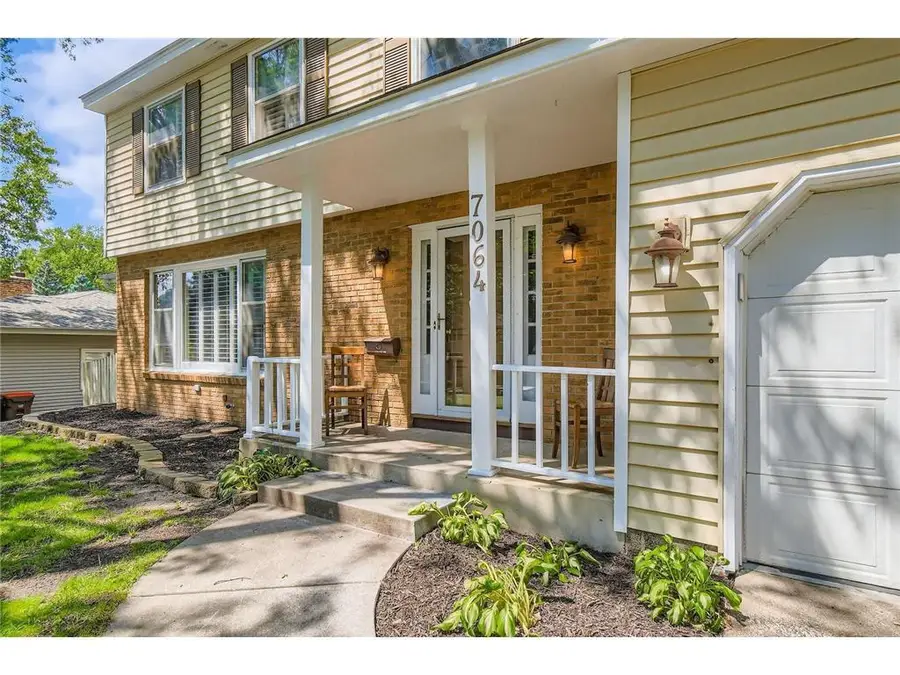 7064 Windgate Road, Woodbury, MN 55125 - #3