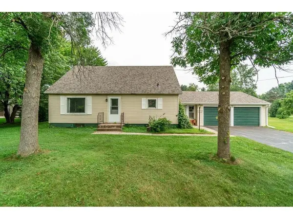 13058 40th Avenue, Chippewa Falls, WI 54729