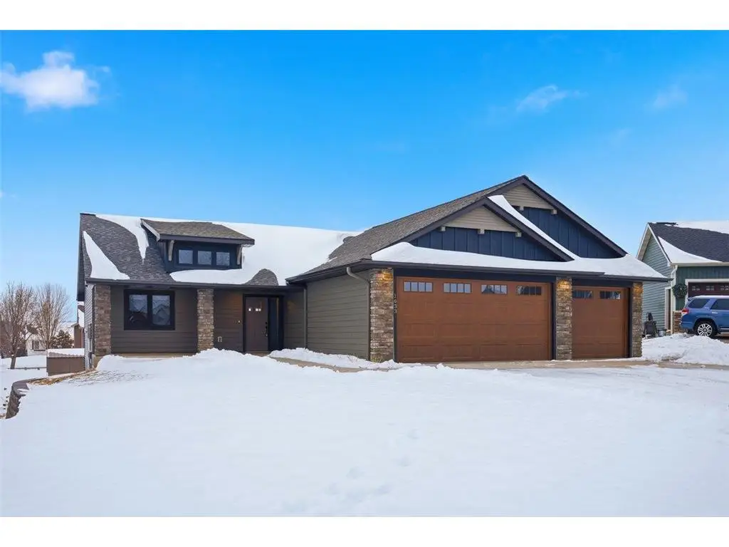 1633 Rolling Hills Lane, River Falls, WI 54022 - Image #1