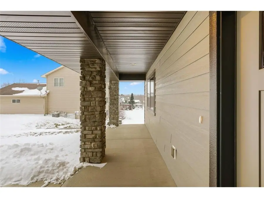 1633 Rolling Hills Lane, River Falls, WI 54022 - Image #3