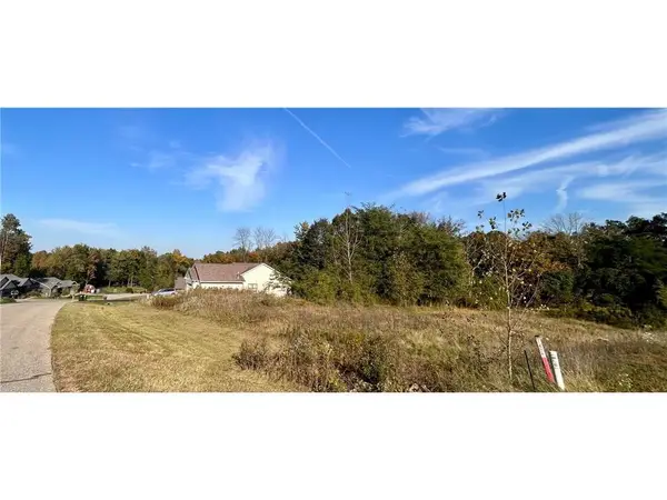 1112 Timber Path, Menomonie, WI 54751