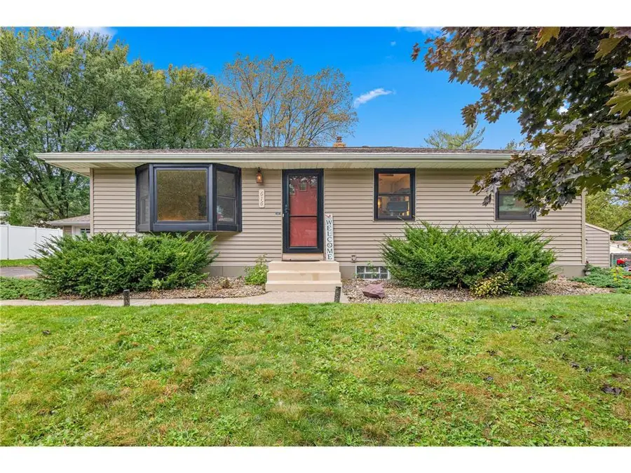 616 Hattie Lane, Woodbury, MN 55125 - #2