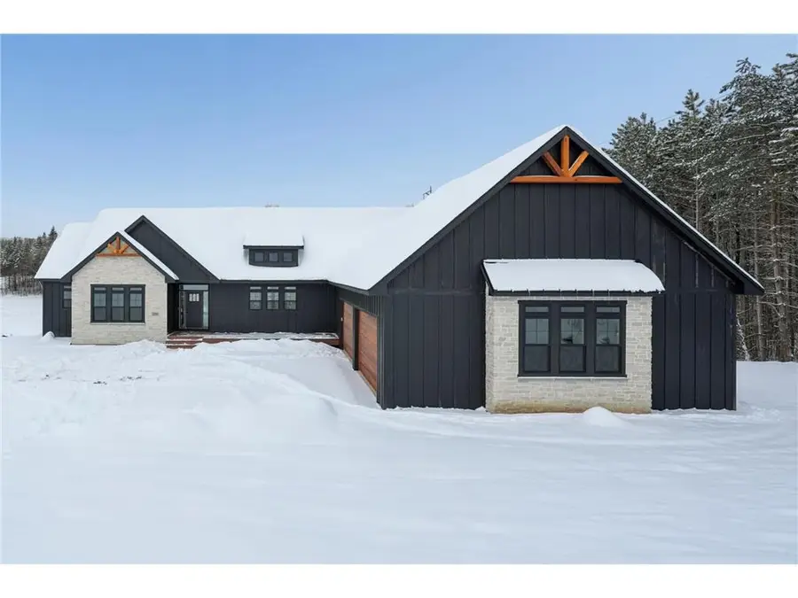 1198 60th St, Hudson, WI 54016 - #2