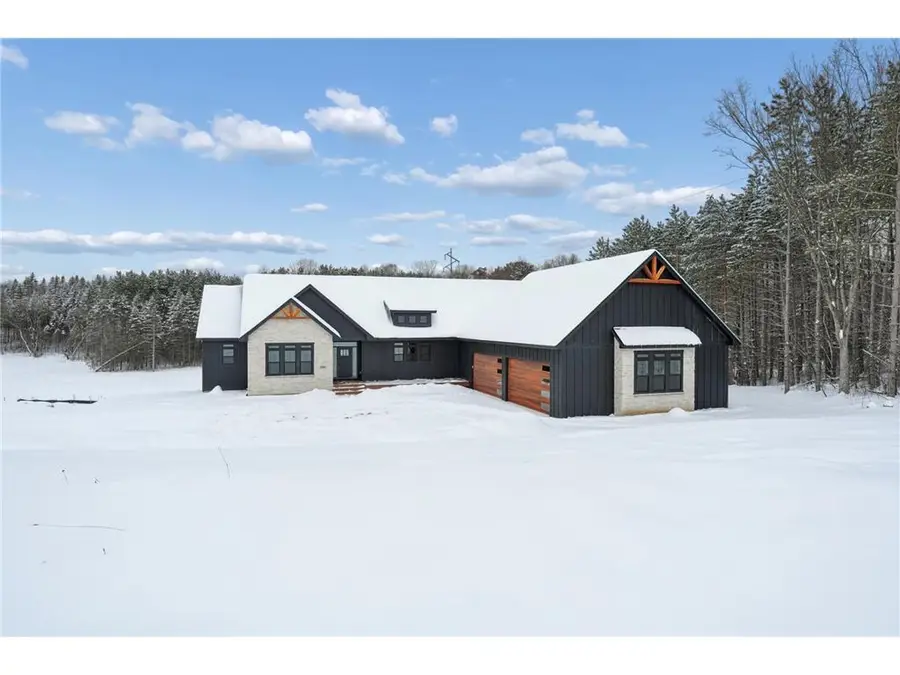 1198 60th St, Hudson, WI 54016 - #3