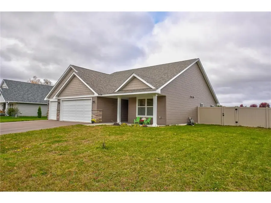1343 Creekwood Drive, New Richmond, WI 54017 - Image #3