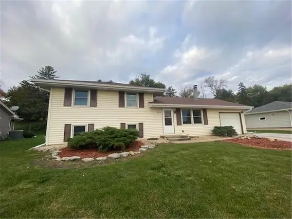 8178 Hillside Trail, Cottage Grove, MN 55016