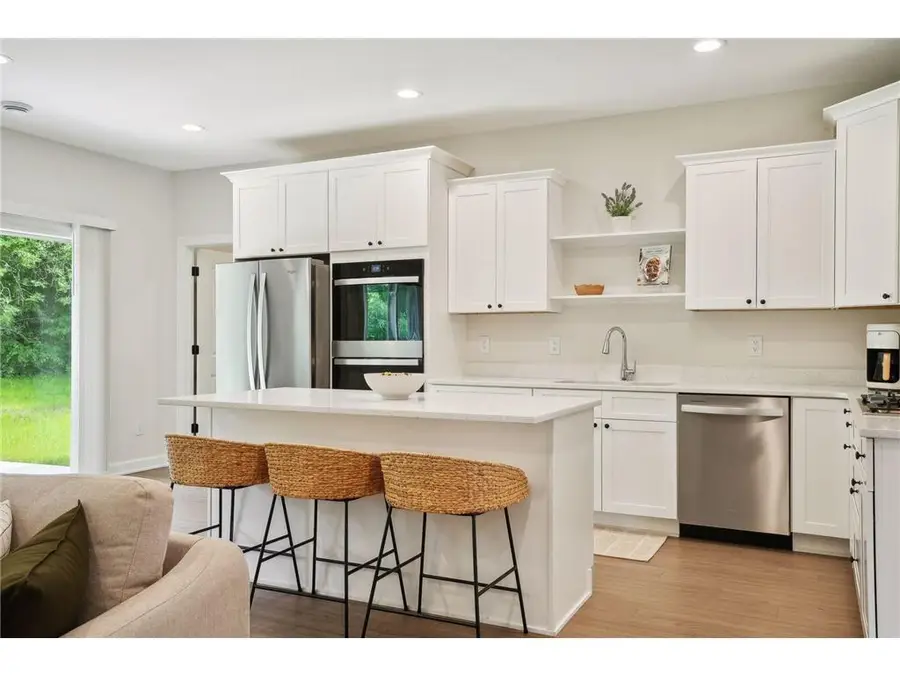 615 Field Point Street, Roberts, WI 54023 - Image #2