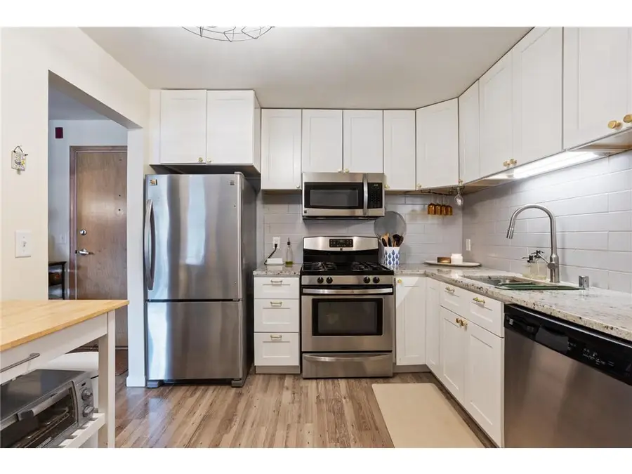 4820 Park Commons Drive #220, Minneapolis, MN 55416 - Image #2