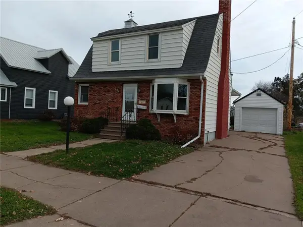 132 N State Street, Mondovi, WI 54755
