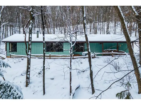 2548 Woodhaven Road, Eau Claire, WI 54703