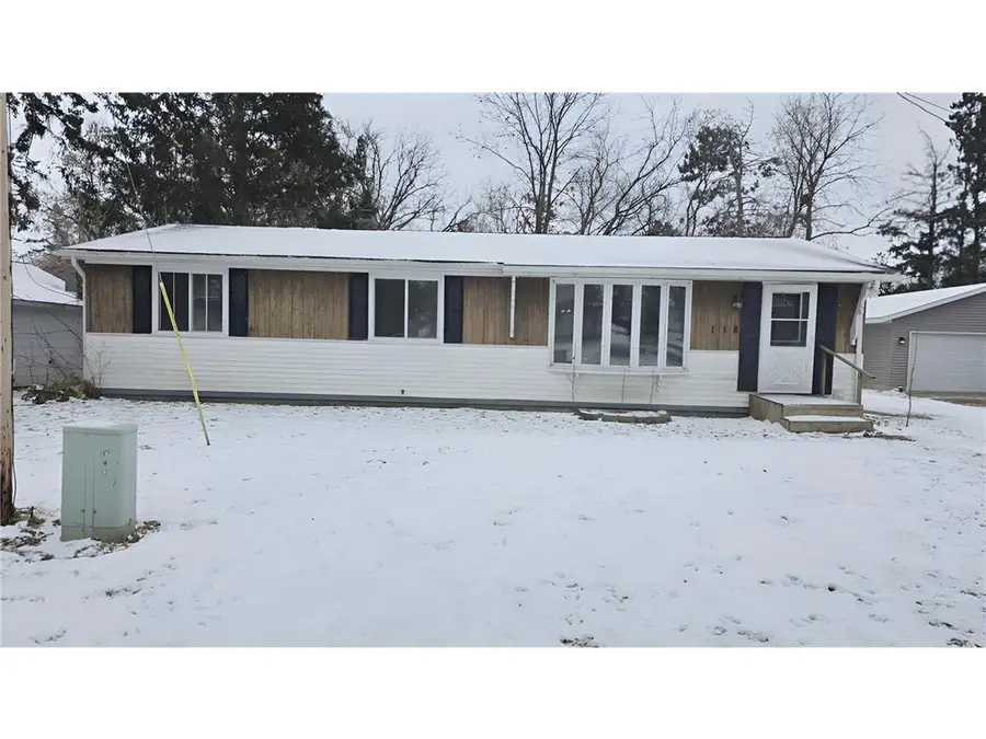 118 E Monroe Avenue, Barron, WI 54812 - Image #2