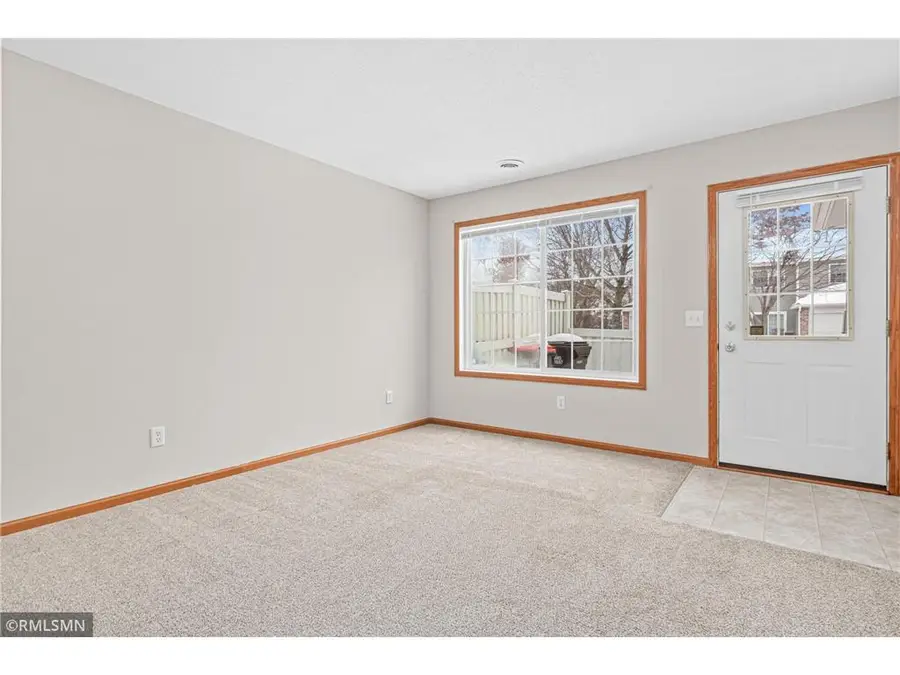 6983 21st Street, Oakdale, MN 55128 - Image #3