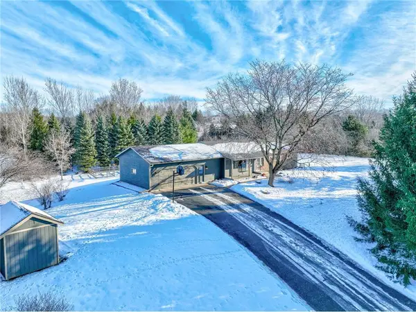 763 Hill Farm Road, Hudson, WI 54016