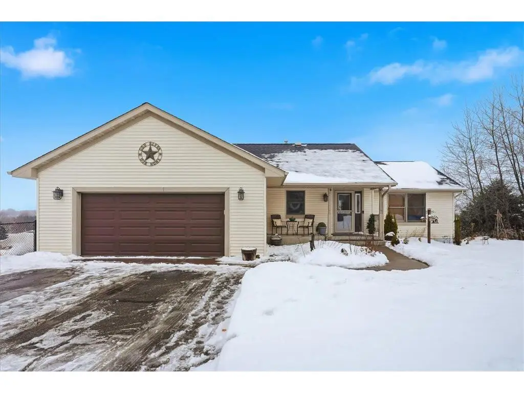 1533 Hallewood Boulevard, New Richmond, WI 54017 - #1