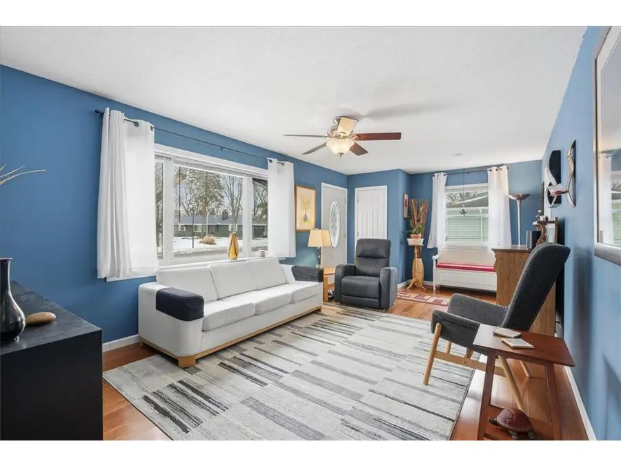 8126 Grafton Avenue, Cottage Grove, MN 55016 - #3