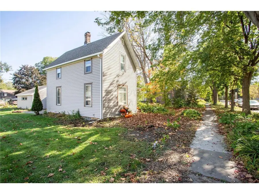 110 Pearl Street, River Falls, WI 54022 - #3