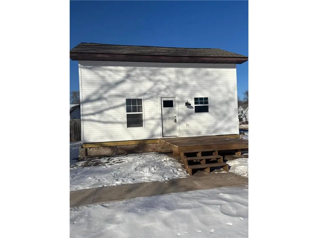 878 Washington Street, Prescott, WI 54021 - #1