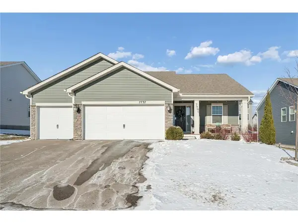 7737 205th Street, Lakeville, MN 55044