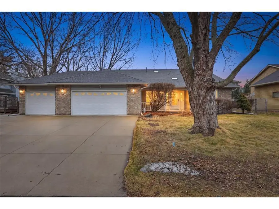 2938 Valento Lane, Little Canada, MN 55117 - #2