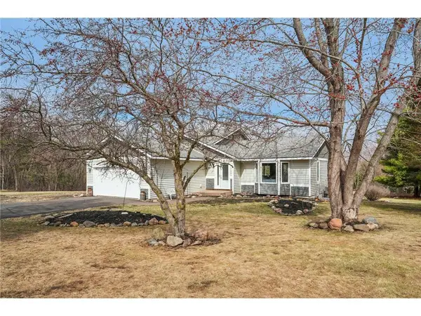 848 Mcdiarmid Drive, Hudson, WI 54016