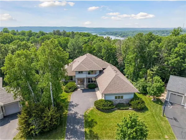 1113 Juniper Way, Hudson, WI 54016